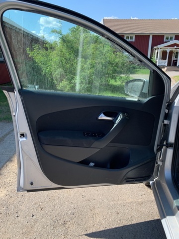 1068337-21 Volkswagen Polo 1.4 -2011