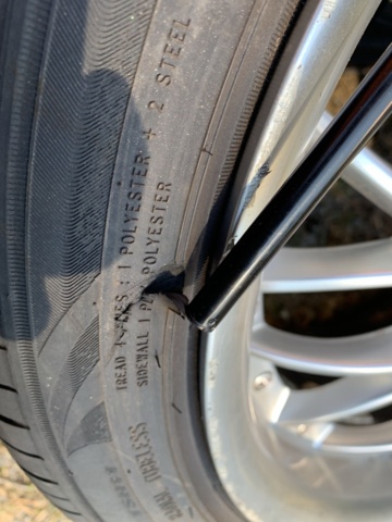 1068337-33 Volkswagen Polo 1.4 -2011