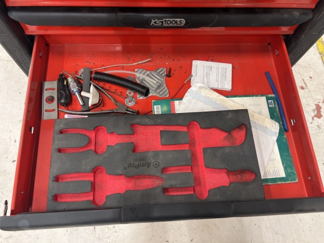 1178682-8 Tool trolley with contents - KS tools