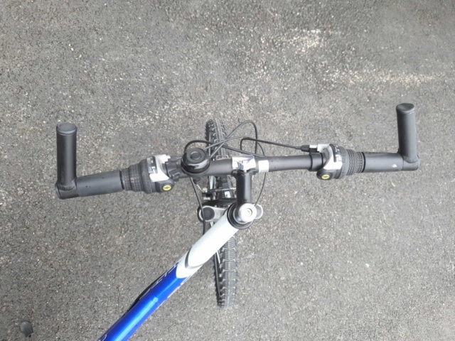 1035910-4 Bicycle Titan 24" Blue MTB model