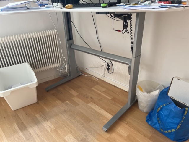 1191502-3 Office furniture & electronic equipment