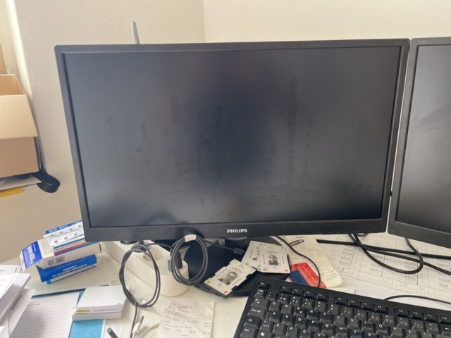 1191502-6 Office furniture & electronic equipment