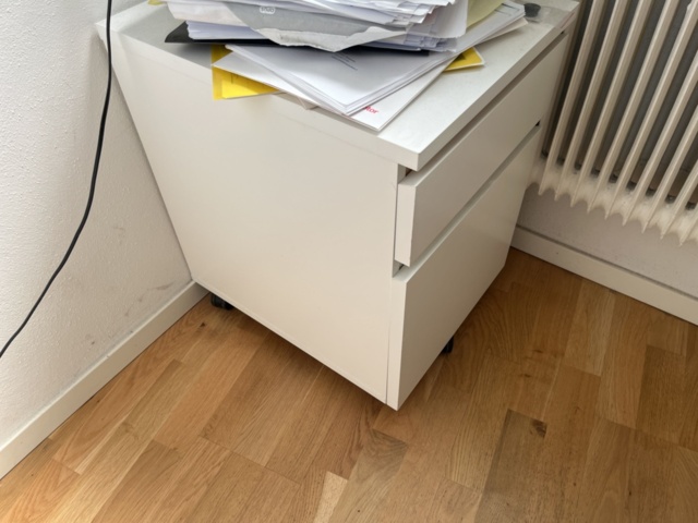 1191502-10 Office furniture & electronic equipment