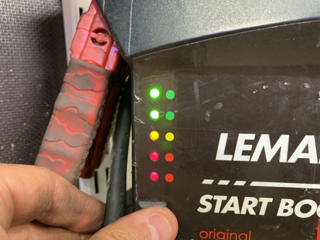 1068399-3 Start Booster Lemania Energy 2500A Peak 12V