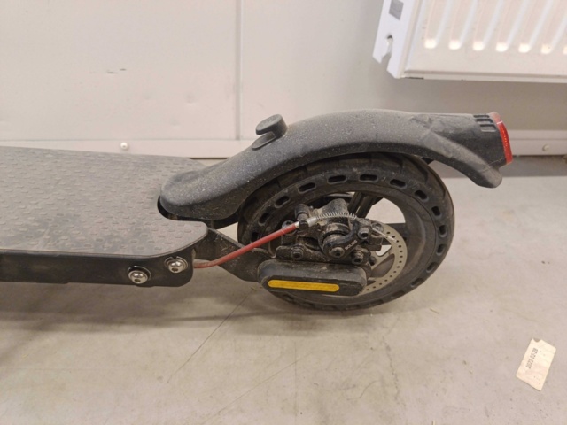 1129976-5 Electric kick bike E-Wheels ES2 V2