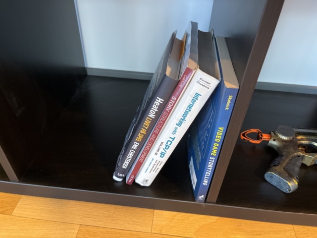 1132198-21 Collection of various collectibles/decorative items