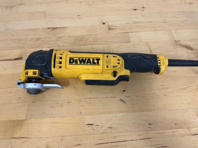1140480-2 Multiverktyg DeWalt