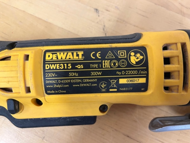 1140480-3 Multiverktyg DeWalt
