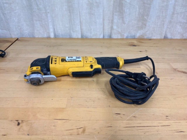 1140480-1 Multiverktyg DeWalt