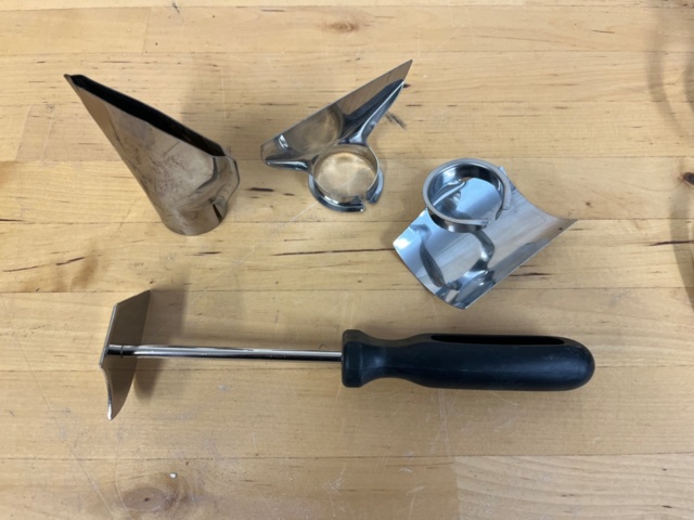 1140492-3 Hitachi heat gun with accessories