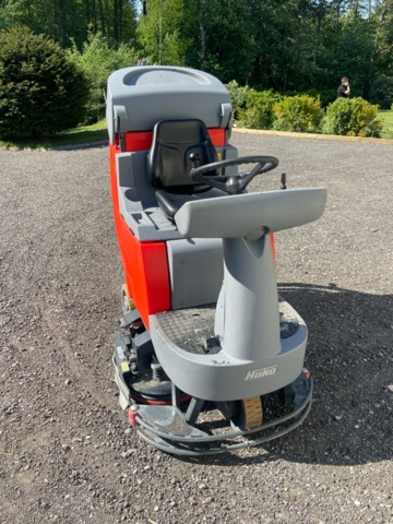 1048228-5 Combination scrubber Hako Hakomatic B115R 900/35 2052 Hours