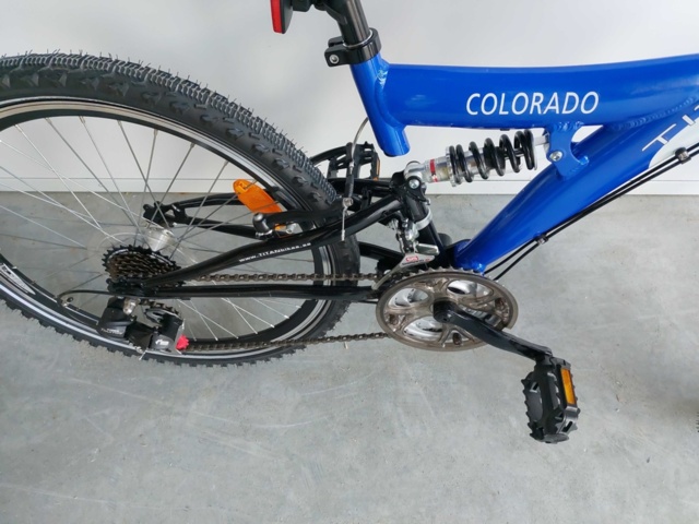 1035910-10 Bicycle Titan 24" Blue MTB model