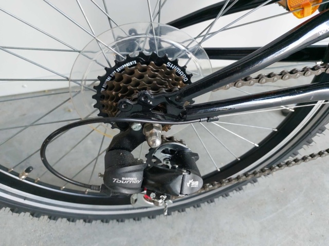 1035910-13 Bicycle Titan 24" Blue MTB model