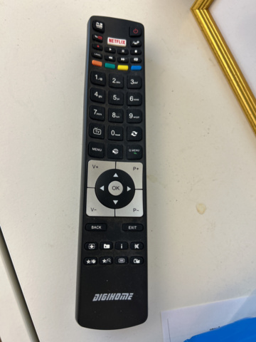 1192702-4 TV 65" incl. wall bracket Digihome