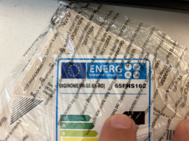 1192702-6 TV 65" incl. wall bracket Digihome