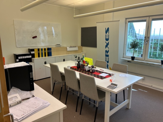 1192703-1 Office furniture / Conference room