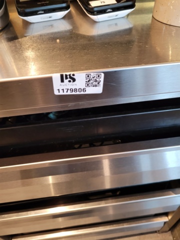 1179806-3 Relief bench