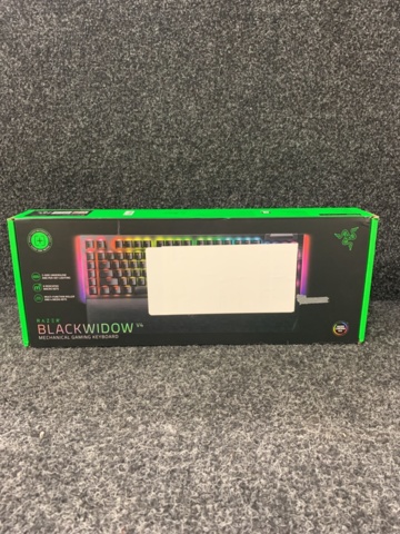 1093673-2 Gaming keyboard azer BlackWidow V4 Green Switch (black)