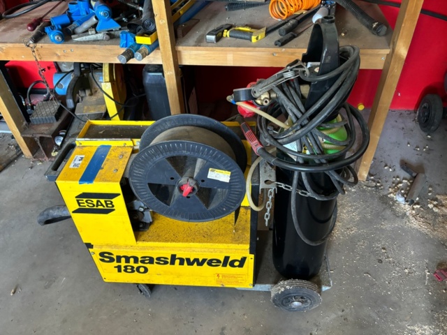 1134611-2 ESAB Smashweld 180 Migweld.