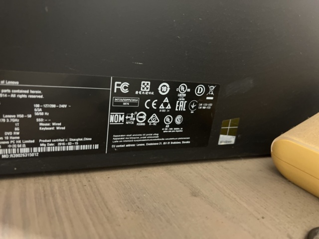 1178829-15 Desktop computer with 5 computer monitors