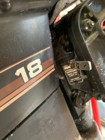 1134642-10 Boat engine Mercury 18 hp