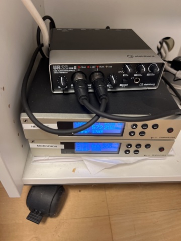 1178844-8 Projector, screen, microphone & speakers and more - Epson EB-2265U