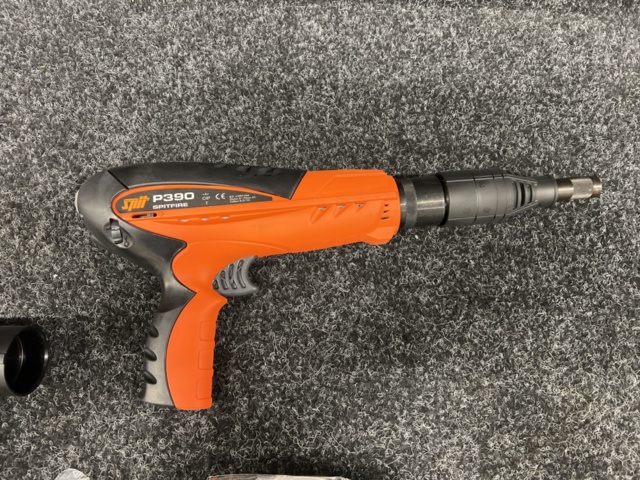 1214475-7 Bultpistol Spit Spitfire P390