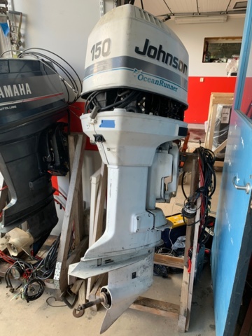 1134626-3 Boat engine Johnson V6 150hp