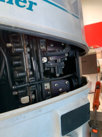 1134626-9 Boat engine Johnson V6 150hp