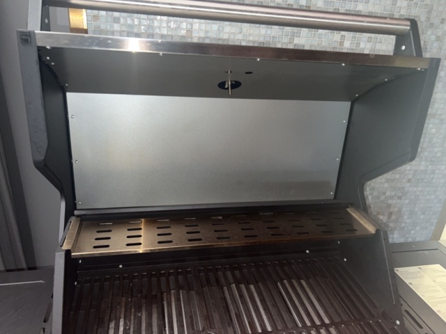 982762-4 Gas grill Burns & Barkles