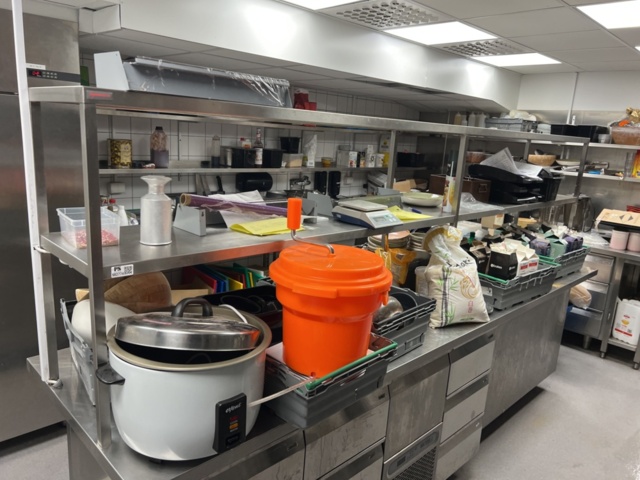 982774-3 Cooling benches 2 pcs with work surface and shelf - Novameta 2021