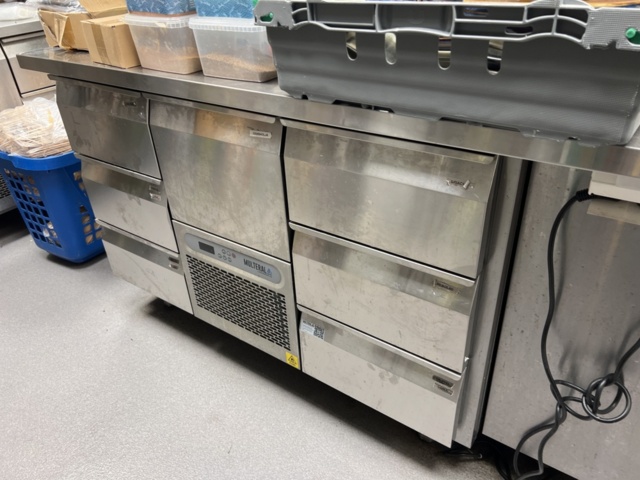 982774-7 Cooling benches 2 pcs with work surface and shelf - Novameta 2021