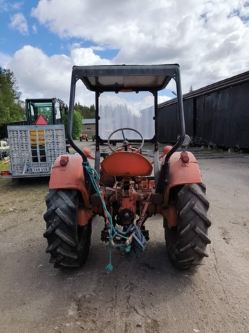 1129449-4 Vintage tractor Volvo T22 - 1949 Repair object