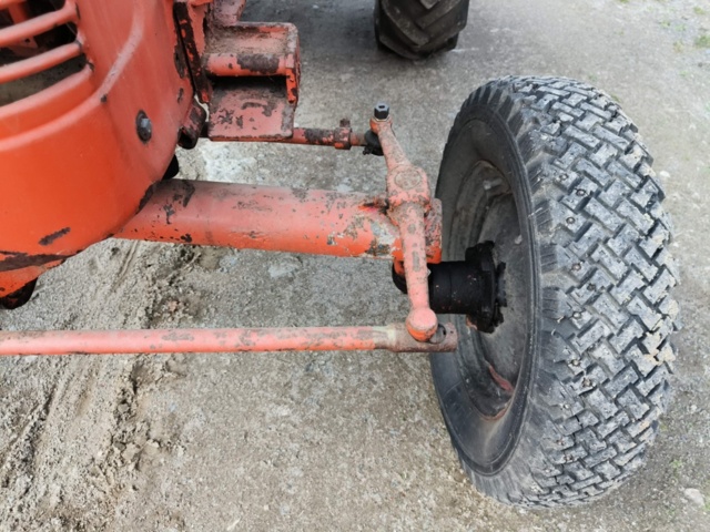 1129449-14 Vintage tractor Volvo T22 - 1949 Repair object