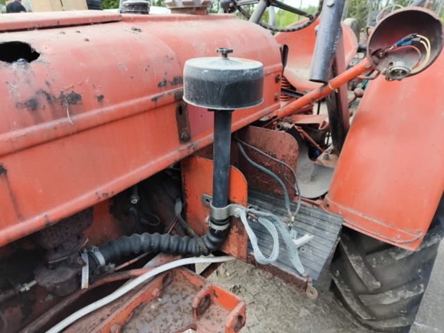 1129449-19 Vintage tractor Volvo T22 - 1949 Repair object