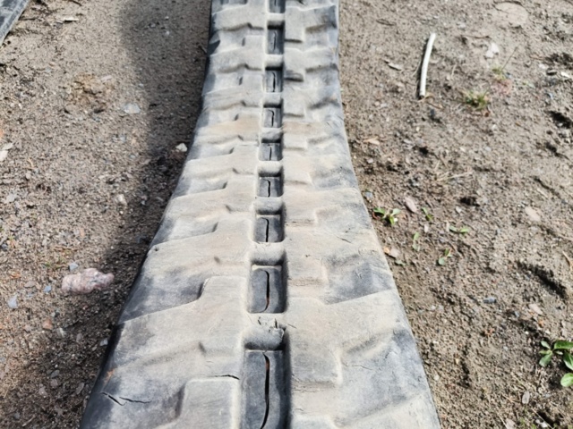 1129450-5 Crawler tracks Volvo EC20
