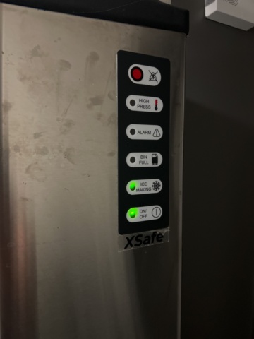 982800-4 Ice machine Scotsman SB322