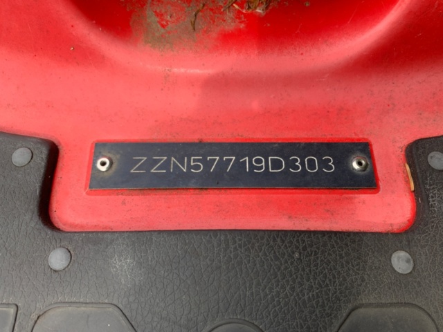 1134584-15 SeaDoo XP 951cc 126hp 2 stroke jet ski