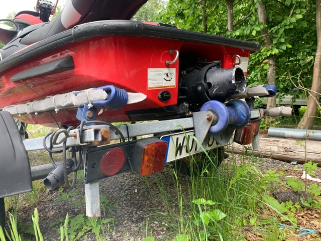 1134584-18 SeaDoo XP 951cc 126hp 2 stroke jet ski