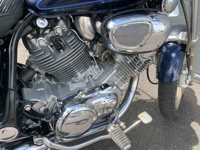 1214582-21 Yamaha XV750 Virago -1992