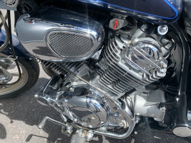 1214582-25 Yamaha XV750 Virago -1992