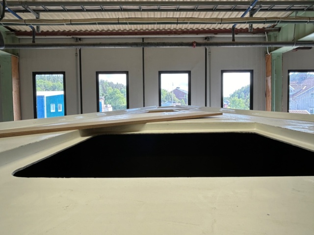 1144576-40 Sailboat CR 490 DS No 6 - Not completed