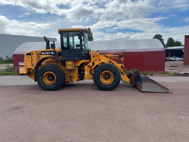1121903-1 Hyundai HL757-7A -2008