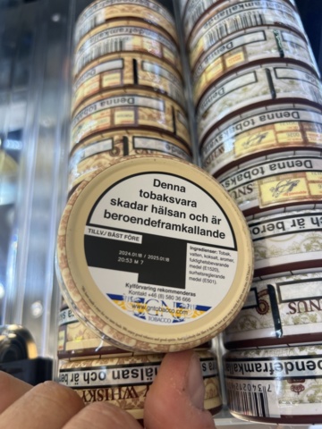 1178868-12 Tobacco lot - Snuff, cigarettes & vapes