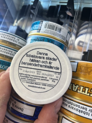 1178868-19 Tobacco lot - Snuff, cigarettes & vapes