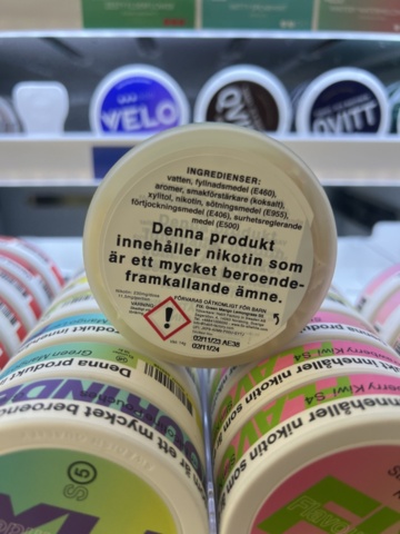 1178868-31 Tobacco lot - Snuff, cigarettes & vapes