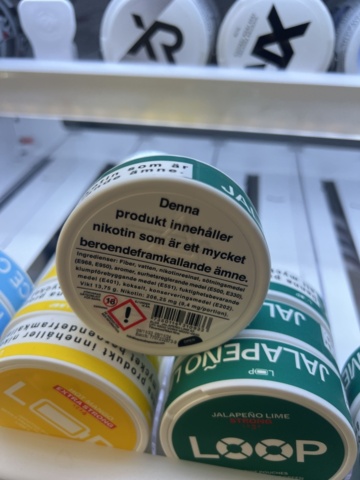 1178868-40 Tobacco lot - Snuff, cigarettes & vapes