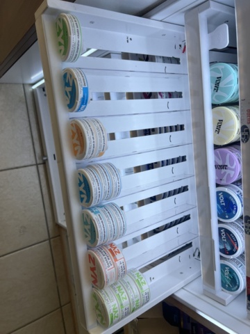 1178868-47 Tobacco lot - Snuff, cigarettes & vapes