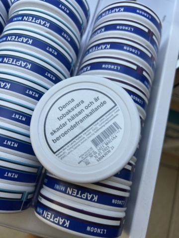 1178868-51 Tobacco lot - Snuff, cigarettes & vapes