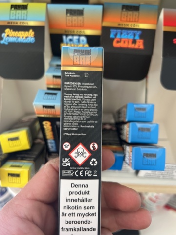 1178868-57 Tobacco lot - Snuff, cigarettes & vapes